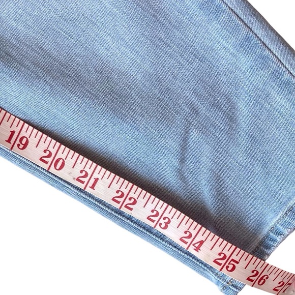 Madewell 9” Mid-Rise Skinny Crop Jeans | Asbury Light Wash | Size 31 - Picture 7 of 14